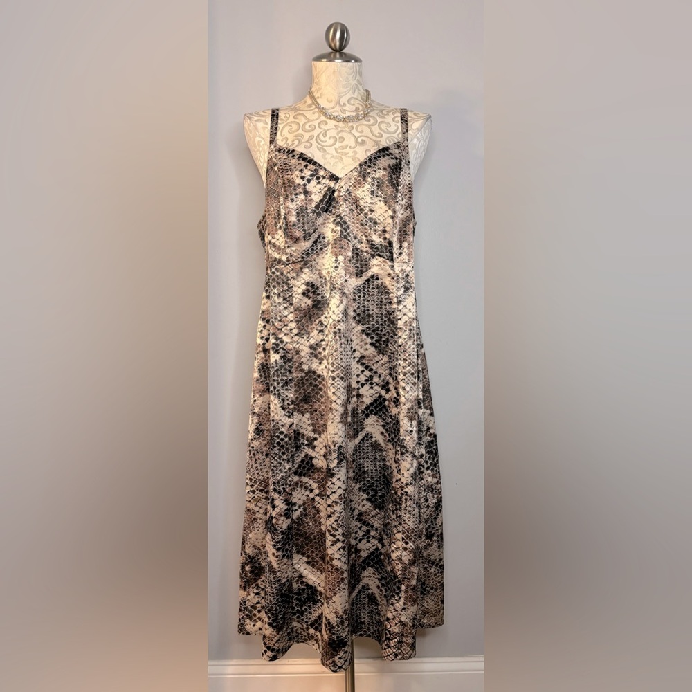 Torrid Sz 1X Brown Snake Print Satin-y Slip Dress Midi length./Night Gown #H